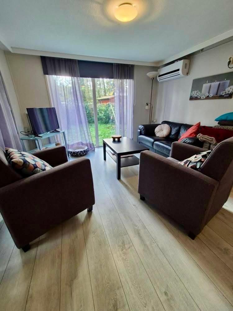 Cosy Chalet Veluwe With A Spacious Garden And Veranda Doornspijk Eksteriør billede
